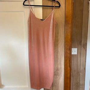 Boohoo pink velvet dress